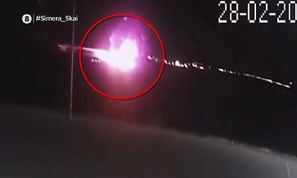 Σοκαριστικό βίντεο: Η στιγμή της σύγκρουσης των δύο τρένων