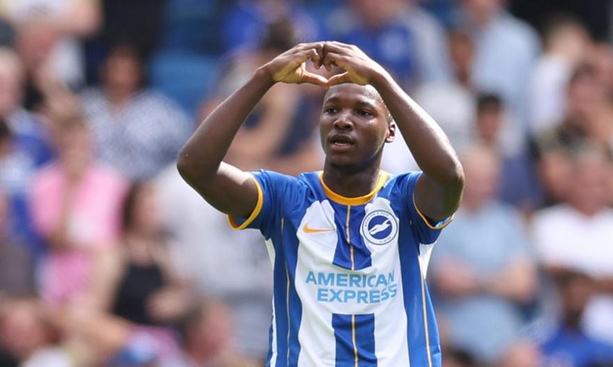 Μπράιτον: Ανανέωσε το συμβόλαιο του Καϊσέδο