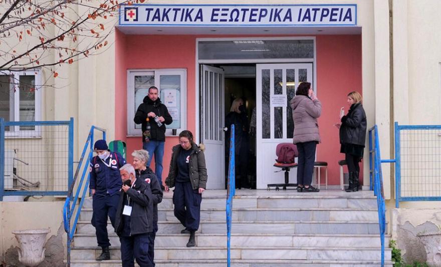 Τέμπη: Σκηνές πολέμου στο νοσοκομείο