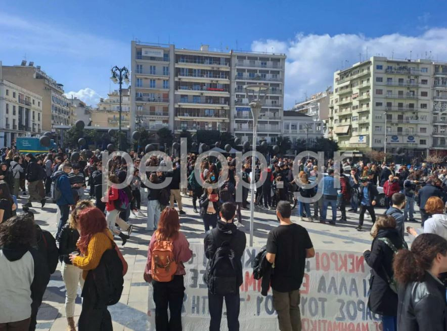 «Ποτέ ξανά»: Κύμα οργής των νέων για την τραγωδία