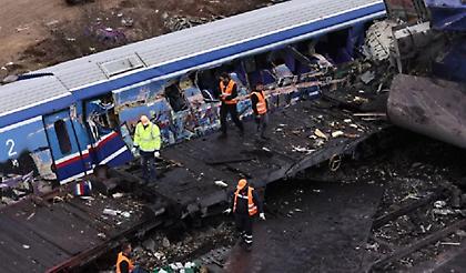 Επιβάτισσα περιγράφει τις στιγμές θρίλερ που έζησε στο φονικό τρένο - «Δεν ήθελα να δω άλλο»