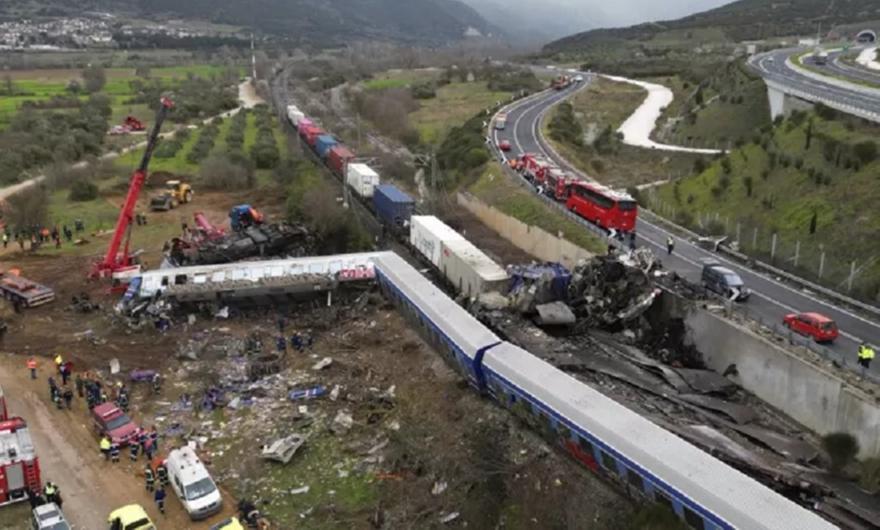 Τέμπη: «Αν τηλεφωνούσε ο ένας μηχανοδηγός στον άλλον»