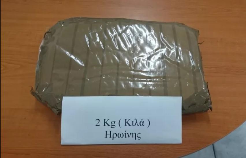 Βόλος: «Χειροπέδες» σε 40χρονο που έκρυβε 2 κιλά ηρωίνης