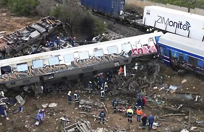 Χωρίς τρένα σήμερα και αύριο στη σκιά του δυστυχήματος των Τεμπών