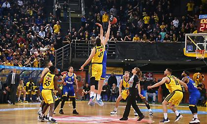 Άρης-Περιστέρι bwin (ΔΙΑΚΟΠΗ)