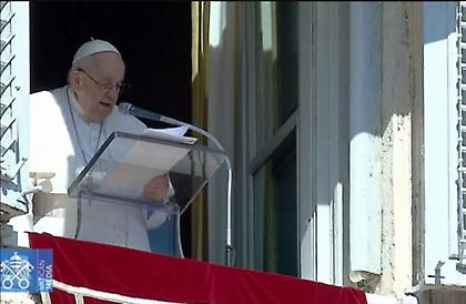 Ο πάπας Φραγκίσκος στο πλευρό των οικογενειών των θυμάτων και των τραυματιών στα Τέμπτη