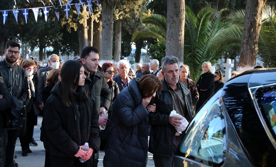 Τέμπη: Ράγισαν καρδιές στην κηδεία του Ιορδάνη Αδαμάκη