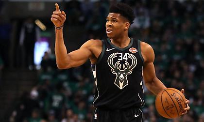 Δεν παίζει με Μάτζικ ο Αντετοκούνμπο