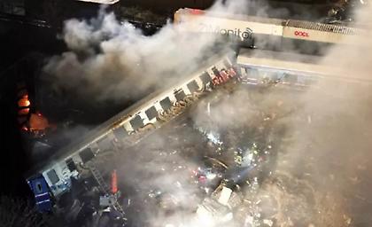 Τέμπη: Οι διάλογοι του σταθμάρχη με Νέους Πόρους και Αθήνα μετά τη σύγκρουση