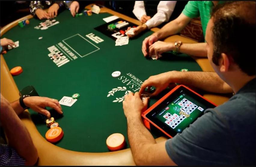 Υπάλληλος... σκηνοθέτησε την ληστεία του γιατί είχε «φάει» τις εισπράξεις της εταιρείας στον τζόγο!