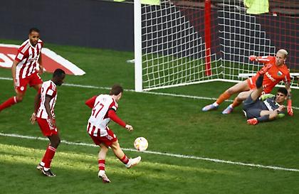 Η εικόνα από τις 5 αλλαγές του Μίτσελ στον Ολυμπιακό