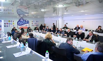 Ξεκινάμε και… βλέπουμε: Σέντρα ξανά στη Super League 2, στον Αυγενάκη ο Μαρτσούκος!