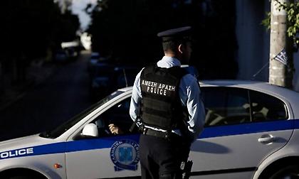 Συνελήφθησαν 4 ληστές μετά από επεισοδιακή καταδίωξη στην Αττική οδό