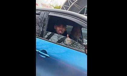 Ο Γκαμπριέλ Ζεσούς κάνει μαθήματα οδήγησης και δέχεται απίθανη καζούρα από τον Ζορζίνιο!