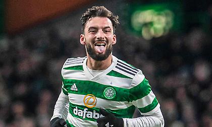 Ανέτρεψε την Χαρτς και διατήρησε τη «διαφορά ασφαλείας» από τη Ρέιντζερς η Σέλτικ