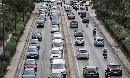 Κίνηση τώρα: Σε ποια σημεία παρατηρείται μποτιλιάρισμα