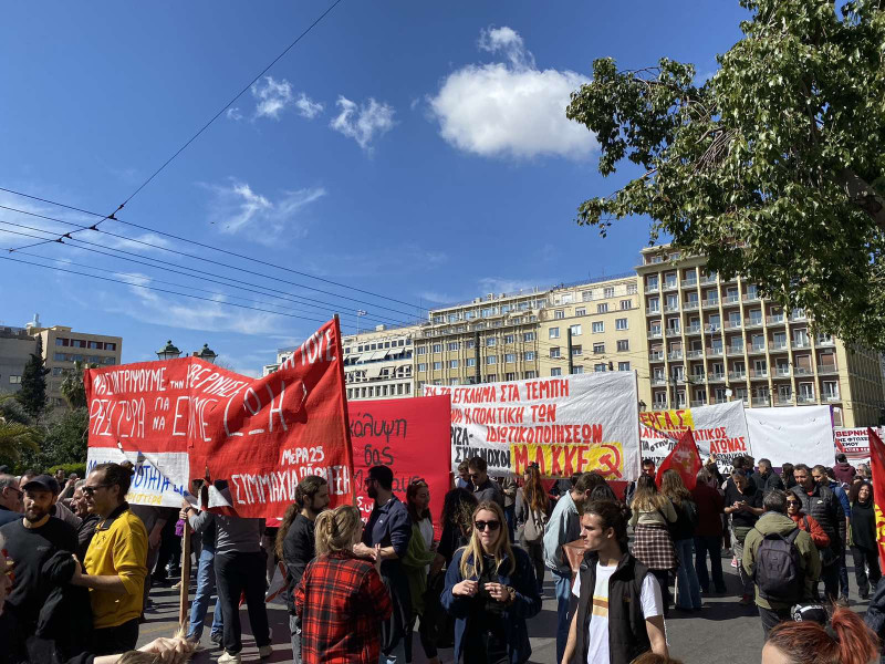 Τέμπη: Πάνω από 30.000 διαδηλωτές στο κέντρο της Αθήνας