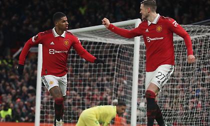 Πήρε παραμάζωμα την Μπέτις και… έπνιξε τον πόνο της η Μάντσεστερ Γιουνάιτεντ!