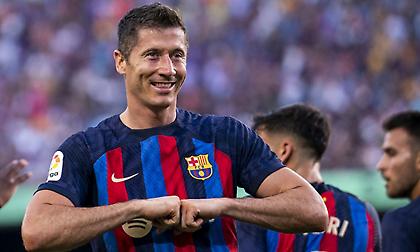 Λεβαντόφσκι: «Μπορώ στο υψηλότερο επίπεδο για λίγα ακόμη χρόνια - Θέλω να μείνω στην Μπαρτσελόνα»