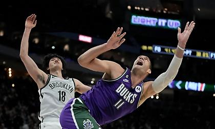 Πρώτοι και χωρίς Γιάννη οι Μπακς, διέλυσαν τους Γουόριορς οι Γκρίζλις