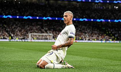 Η Γιουβέντους θέλει τον Ρισάρλισον για αντί... Βλάχοβιτς!