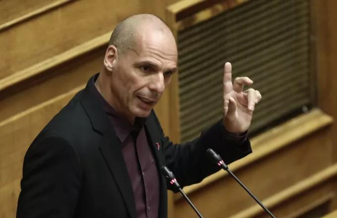 Επίθεση στον Βαρουφάκη: Η αστυνομία ταυτοποίησε τον έναν δράστη, κοντά και σε δεύτερο!