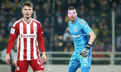 Ισοπεδώνει την ΑΕΚ ο Ολυμπιακός: 3-0 με τον Κανός στο 67' μέσα στη Νέα Φιλαδέλφεια!