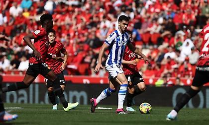 Στραβοπάτησε ξανά και έχασε έδαφος στη μάχη της τετράδας η Σοσιεδάδ