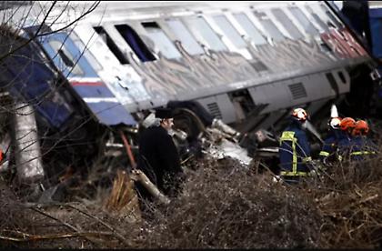Τέμπη - 20χρονη που επέζησε: «23.23: Κάπως έτσι τελείωσε η ανέμελη ζωή μου» - Σπαρακτικές περιγραφές