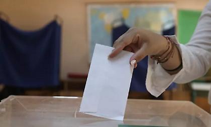 Δημοσκόπηση: Στις 4 μονάδες η διαφορά ΝΔ-ΣΥΡΙΖΑ