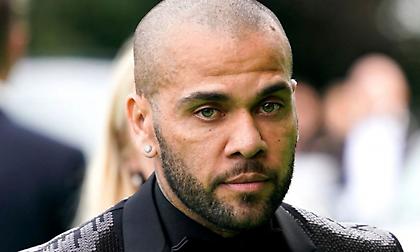 Ζήτησε διαζύγιο η σύζυγος του Ντάνι Άλβες - Κατέρρευσε στο κελί ο Βραζιλιάνος