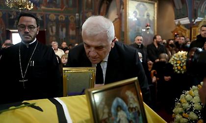 Συγκινημένος ο Μελισσανίδης στην κηδεία του Μίμη Παπαϊωάννου