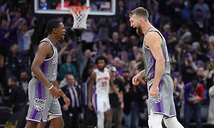 Έφτασαν τις 42 νίκες κι εξασφάλισαν το θετικό ρεκόρ μετά από 17 χρόνια οι Σακραμέντο Κινγκς!