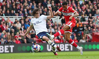 Απίστευτος Άκπομ, σκόραρε ξανά και έφτασε τα 24 γκολ στο πρωτάθλημα