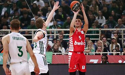 Ο game changer «Λάρι» και ο… αλλιώτικος Μπέικον: Πέντε σημεία από το Παναθηναϊκός-Ολυμπιακός!