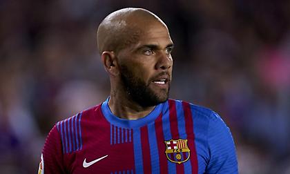 Ο Ντάνι Άλβες διοργανώνει ποδοσφαιρικούς αγώνες στη φυλακή