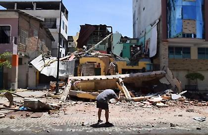 Ισημερινός: : Τουλάχιστον 15 οι νεκροί από σεισμό 6,8 Ρίχτερ