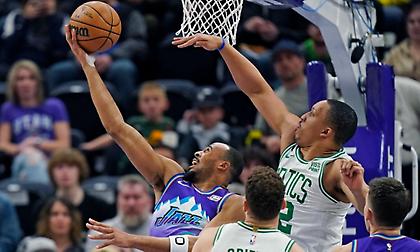 Έχασαν και έπεσαν τρίτοι οι Σέλτικς-Νίκησαν τους Γουόριορς οι Γκρίζλις