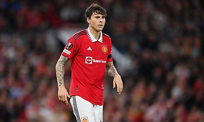 Βγάζει στο «σφυρί» τον Λίντελοφ η Μάντσεστερ Γιουνάιτεντ