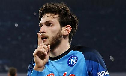 Ο Μόντσι απέρριψε τον Κβαρατσχέλια στη Σεβίλλη πριν ο Γεωργιανός πάει στη Νάπολι!