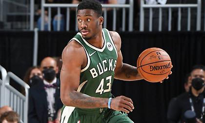 Επέστρεψε στις προπονήσεις των Μπακς ο Θανάσης Αντετοκούνμπο - Διαθέσιμος για το ματς με τους Σπερς