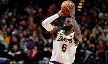 Λέικερς: Επιστροφή στις προπονήσεις για τον ΛεΜπρόν Τζέιμς!