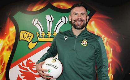 Ο Φόστερ επανήλθε στην ενεργό δράση και θα αγωνιστεί με τη Ρέξαμ!