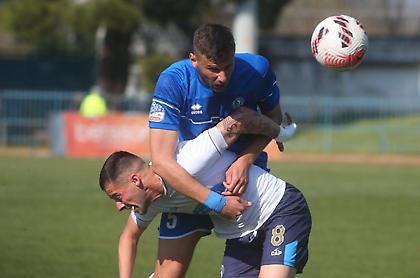 Πήγε να εμποδίσει το πλάγιο και... τραυματίστηκε!