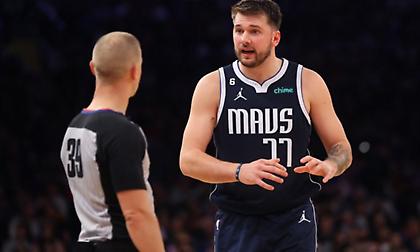 Βαρύ πρόστιμο σε Ντόντσιτς για τη χειρονομία στους διαιτητές στο ματς με τους Γουόριορς!