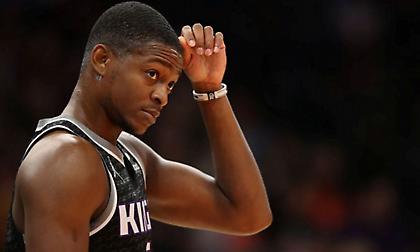 Τραυματίστηκε ο ΝτιΆρον Φοξ, ανησυχία στους Κινγκς