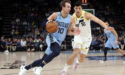 Έγραψε ιστορία στους Γκρίζλις ο Λουκ Κενάρντ!