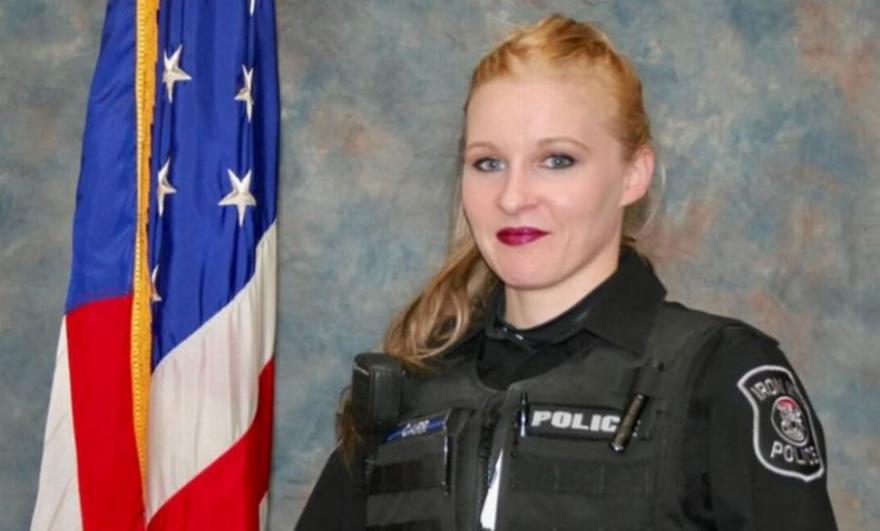 ΗΠΑ: Ανάγκασαν γυναίκα αστυνομικό να κάνει στοματικό