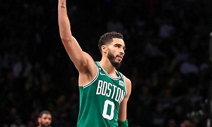 Έσπασε φοβερό ρεκόρ του Λάρι Μπερντ ο Τέιτουμ!