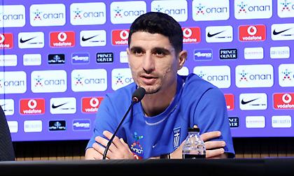 Μάνταλος: «Δεν ήταν καλά τα πράγματα όταν ήρθα - Η Εθνική έχει μπει σε σειρά»